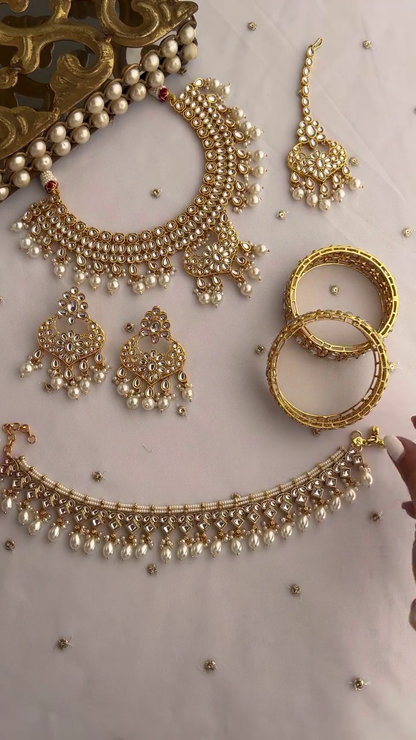 Elegant Gold-Toned Kundan Necklace Set with Pearl Drops