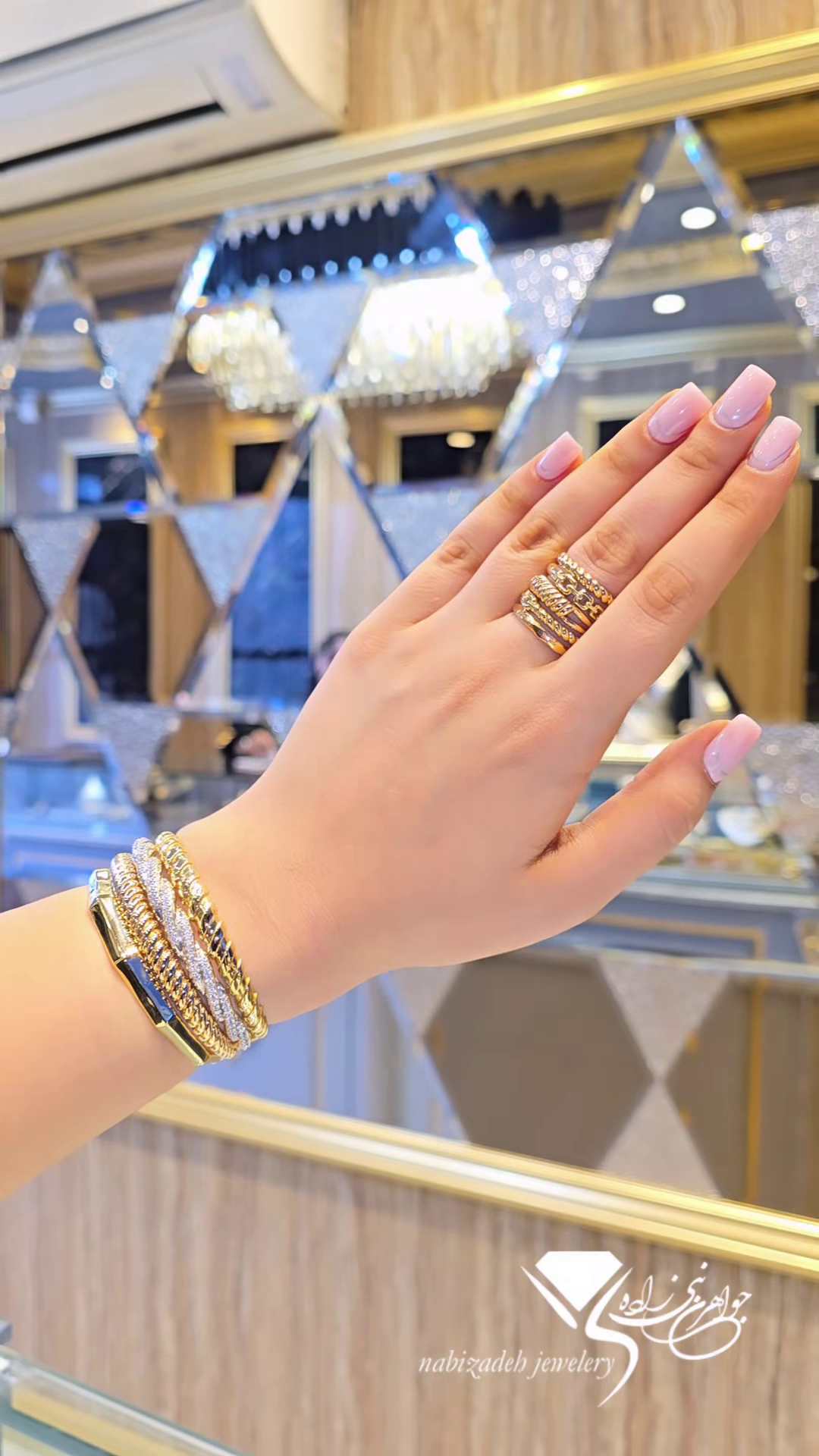 Exquisite Two-Tone Pavé Diamond Bangle and Ring Set with Sculptural Design